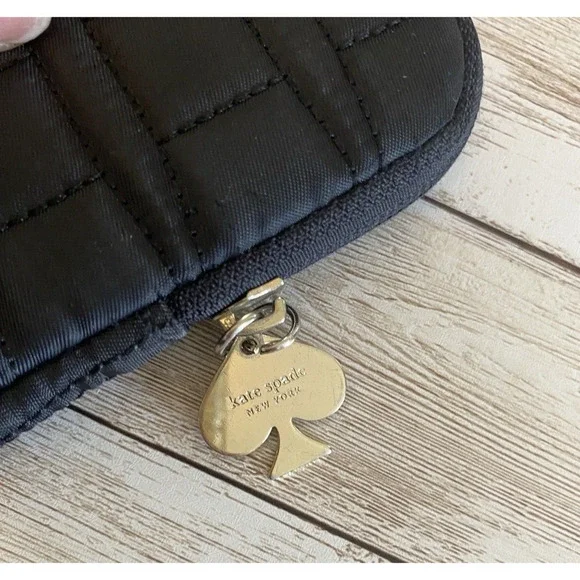 Kate Spade Mini Laptop / Tablet Sleeve Black Quilted 10W x 8H - Picture 3 of 5